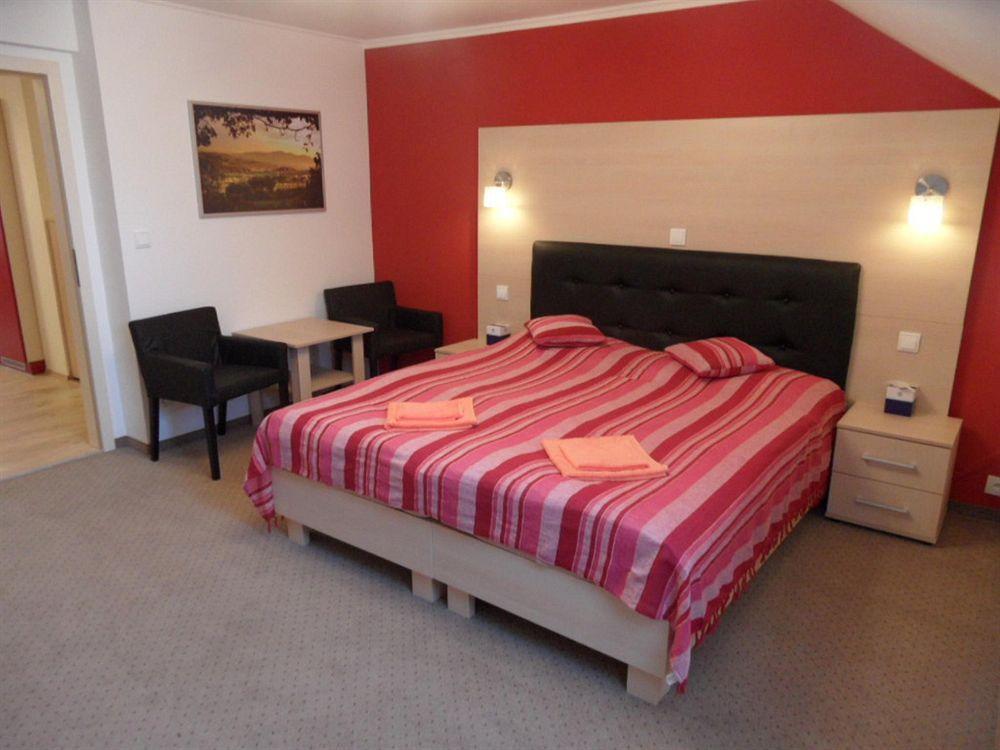 Apartments Verona Karlovy Vary Dış mekan fotoğraf